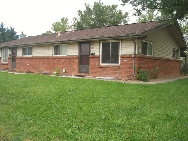 700/702 South Lashley Lane - 700/702 South Lashley Lane Apartment