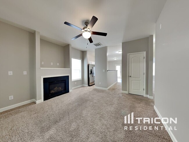 Building Photo - 12405 Walden Lea Drive Huntersville NC