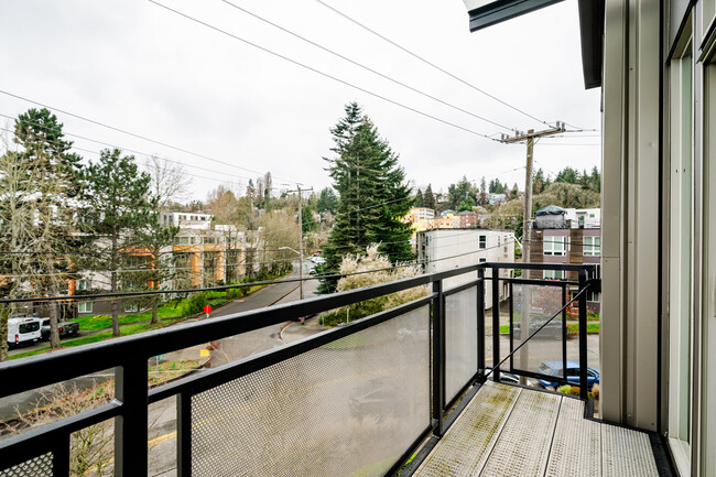 Foto del edificio - 5101 25th Ave NE