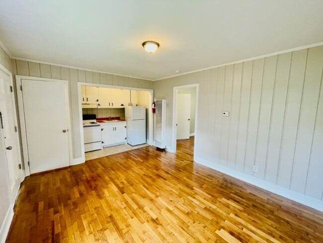 Foto del edificio - 1BR/1BA UNCG CAMPUS