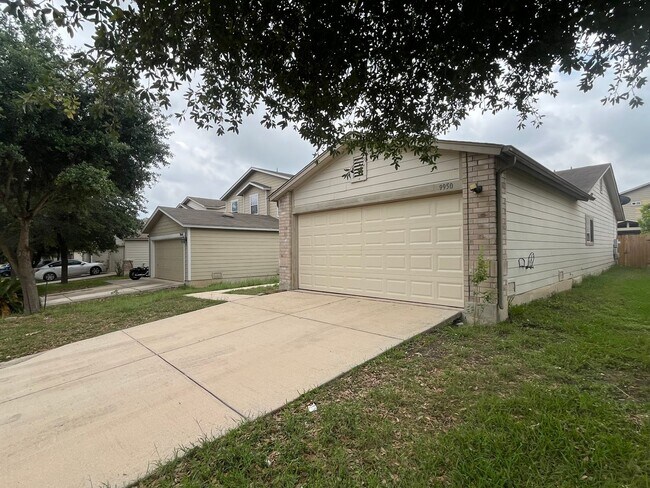 Foto del edificio - 9950 Hawksbill Peak