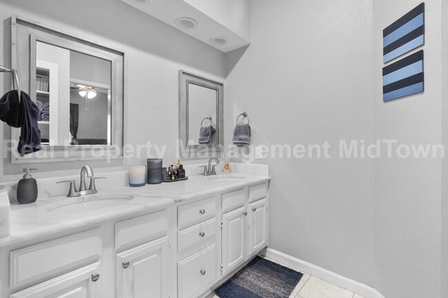 Foto del edificio - 1106 Quail Valley Ln