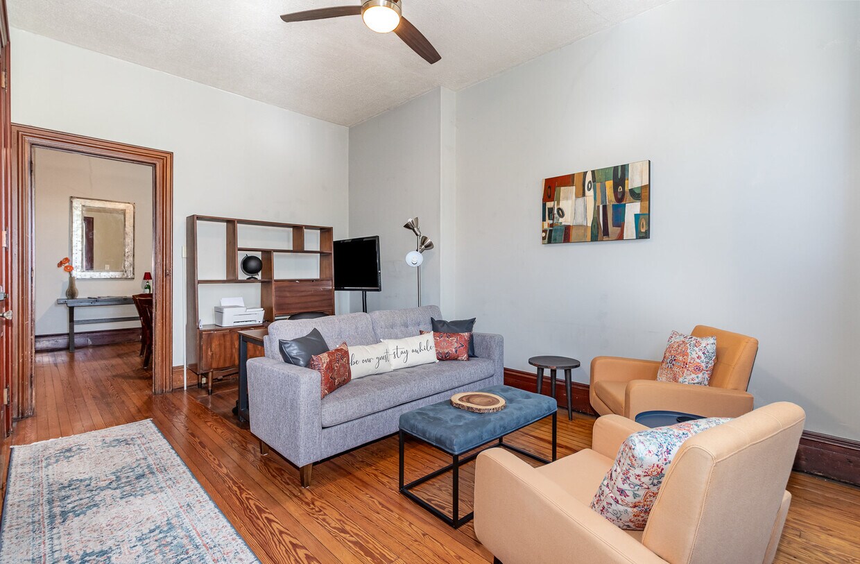 Foto principal - 1005 N 2nd St