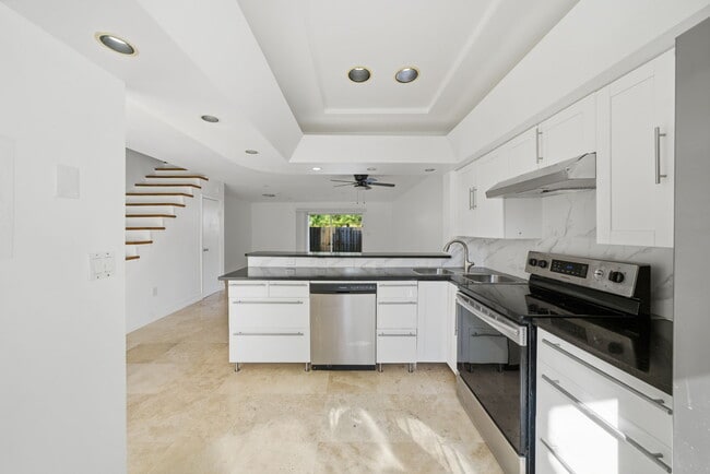 Foto del edificio - 8313 SW 137th Ave