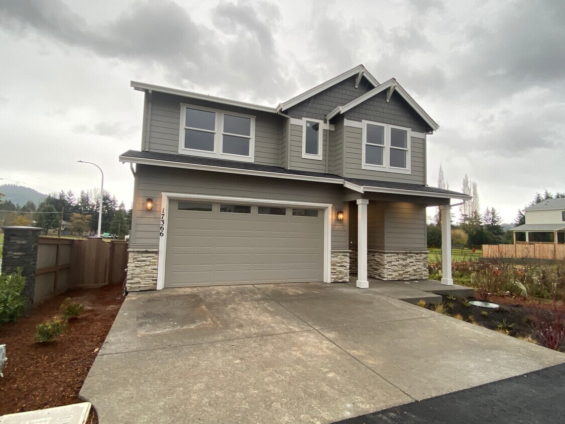 17366 SE Hemrich Rd, Damascus, OR 97089 House Rental in Damascus, OR