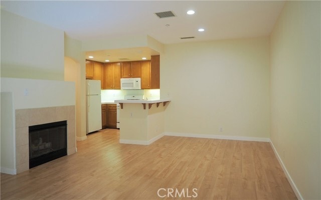Building Photo - 82 Vermillion