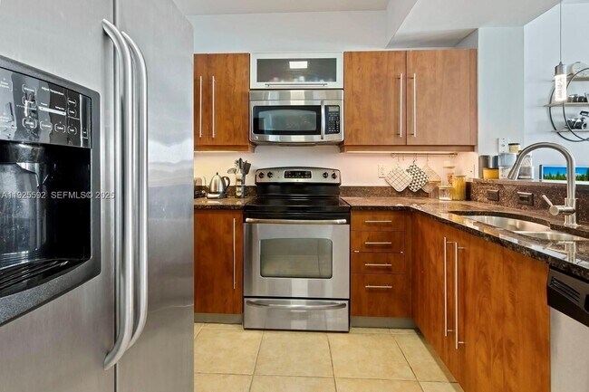 Foto del edificio - 7350 SW 89th St