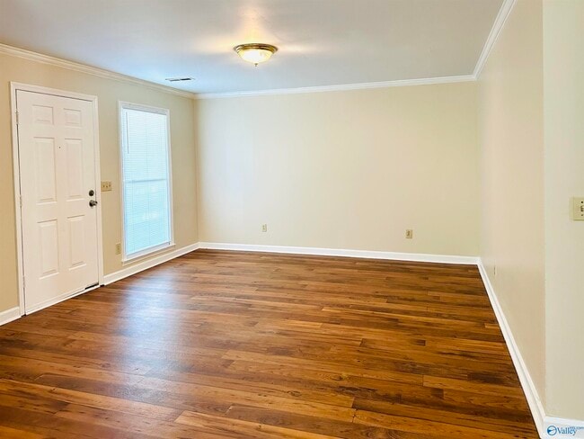 Building Photo - 4429 Torrance Dr NW