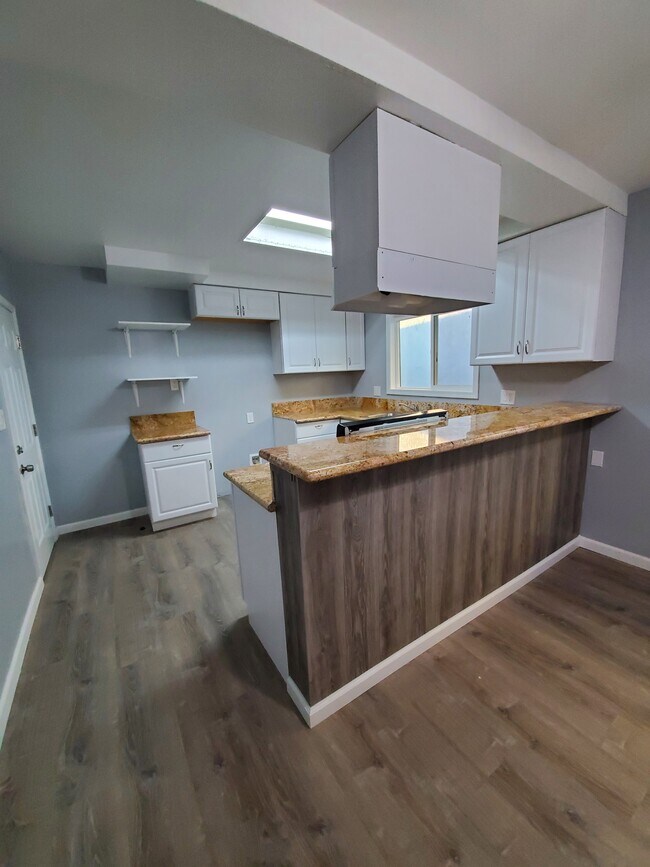 Foto del edificio - 15012 Eastwood Ave