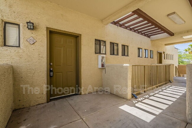Building Photo - 3434 E Baseline Rd