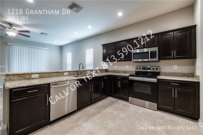 Foto del edificio - 1218 Grantham Dr