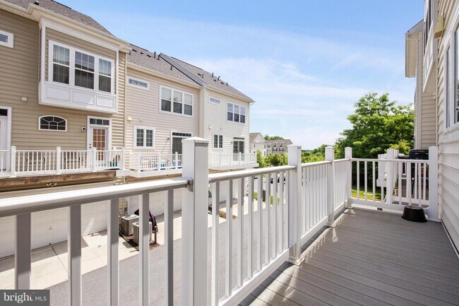 Building Photo - 8208 Riggos Way
