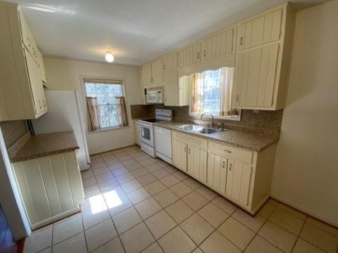 Building Photo - 3560 Embry Cir