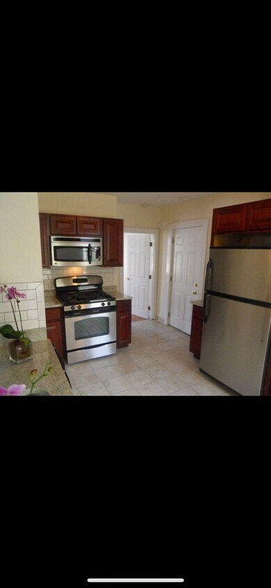Foto principal - 167 K St