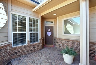 Building Photo - 8814 Silent Willow Ln