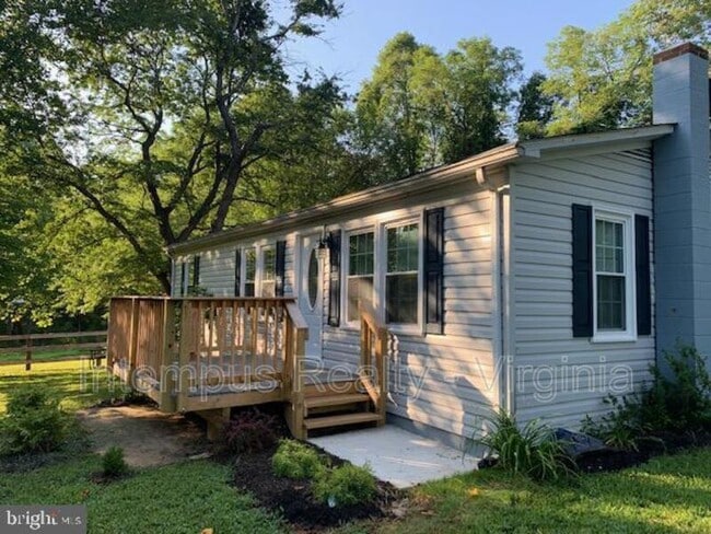 Building Photo - 5317 Apple Blossom Ln