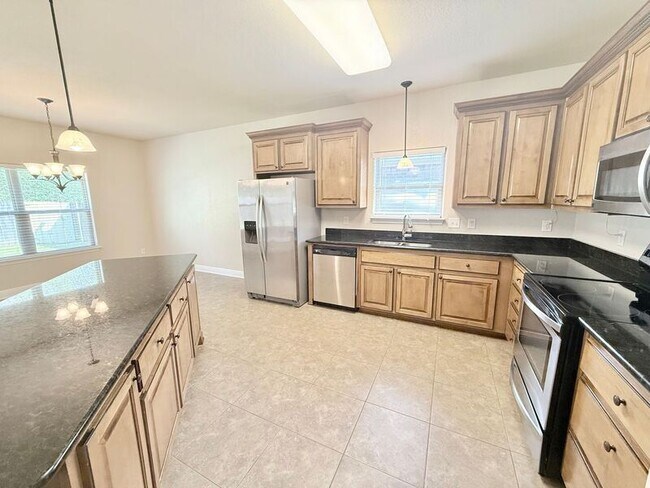 Foto del edificio - 5204 Parkside Dr