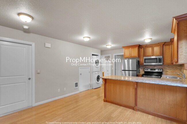 Foto del edificio - Light & Bright One Bedroom in Arbor Lodge!