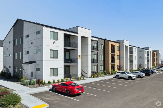Building Photo - Brisa Heights