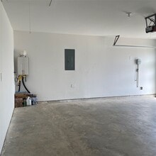 Building Photo - 6826 Halifax Harvest Ln