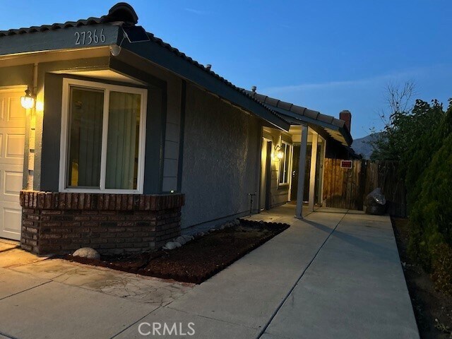 Foto del edificio - 27366 Rustic Ln