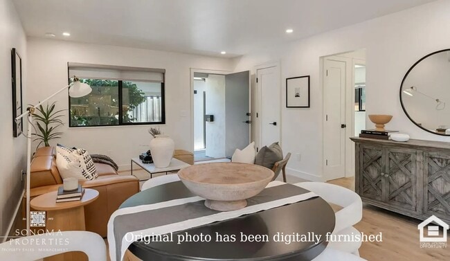 Building Photo - Modern Downstairs 2-Bedroom Unit Minutes from Sonoma Plaza