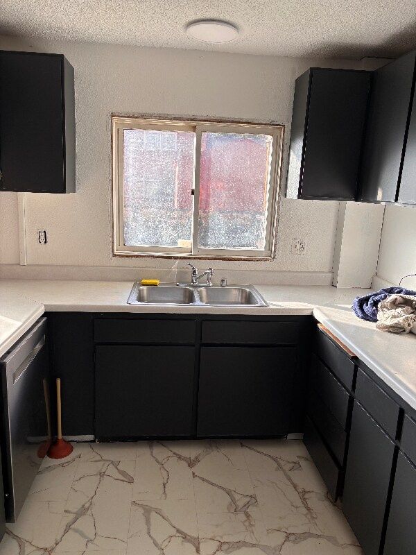 Building Photo - 1128 33rd St SE