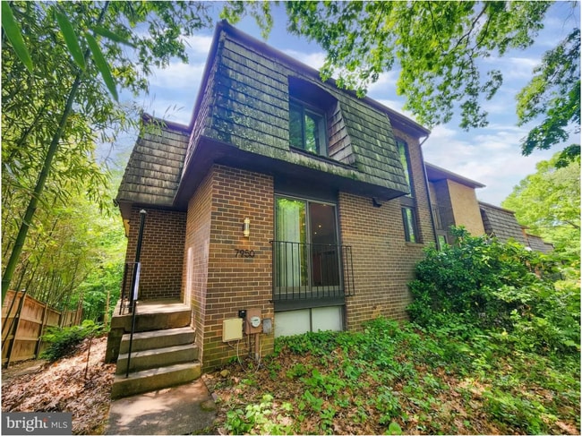 Building Photo - 7950 Inverness Ridge Rd