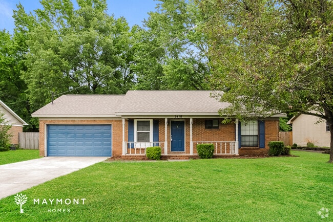 Building Photo - 2418 Oxmoor Ln SW