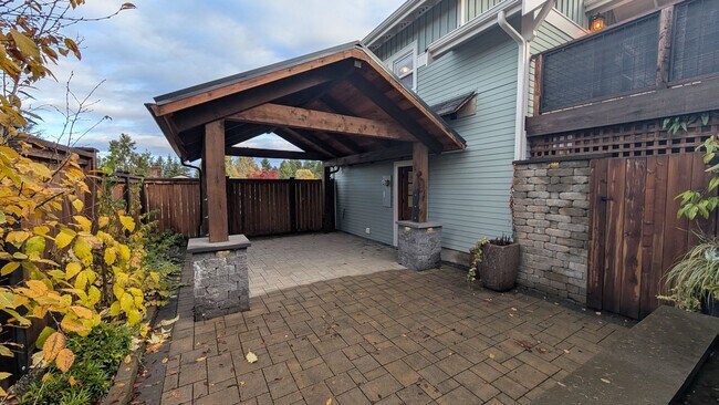 Foto del edificio - Valley St Duplex