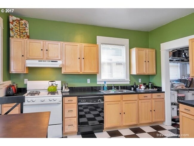 Photo - EL704-B*-R Apartment