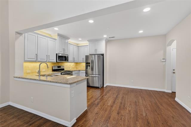 Building Photo - 4221 Blackjack Oak Dr