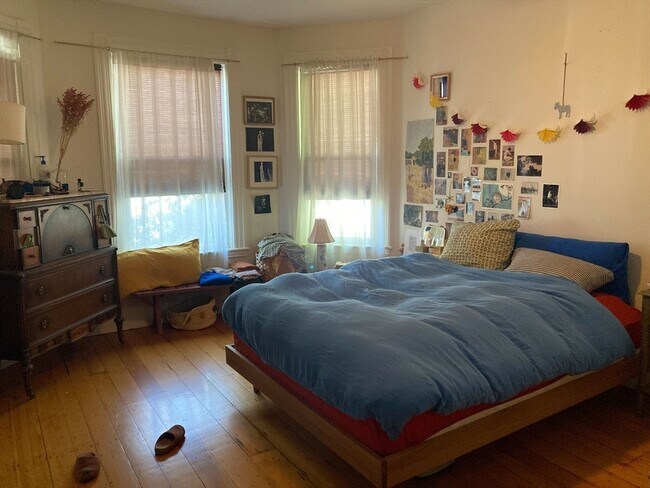 Foto del edificio - 184 School St