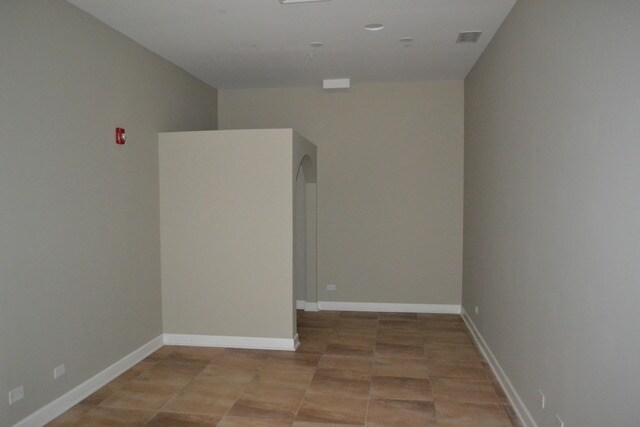Foto del interior - 3556 Western Ave