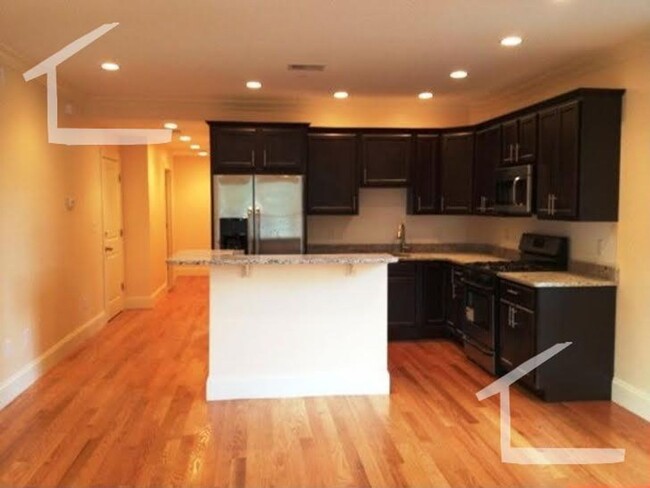 Building Photo - Central heat/AC, All New, 2 Full Bathrooms...
