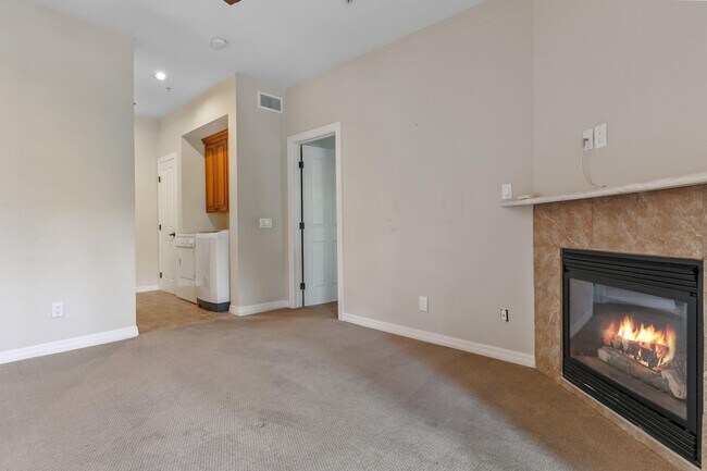 Foto del edificio - 27112 Sugar Pine Dr