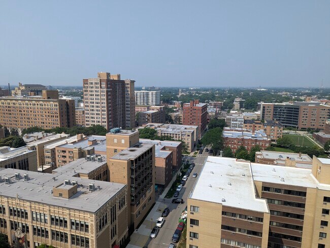 Foto del edificio - 6301 N Sheridan Rd