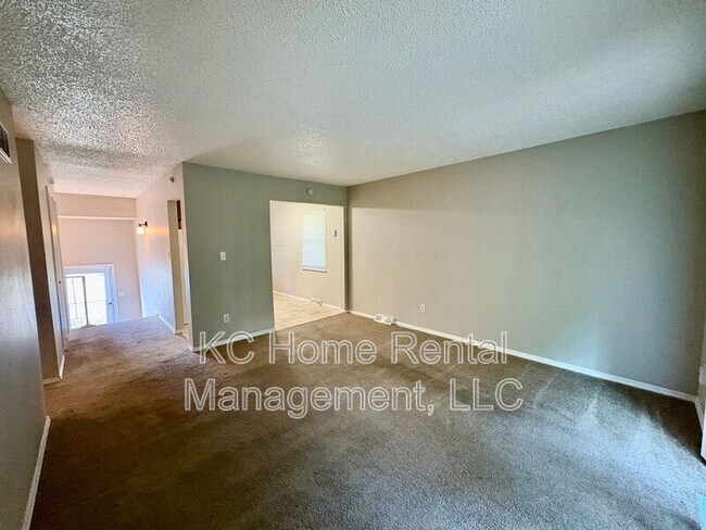 Foto del edificio - 345 N Gilbert St