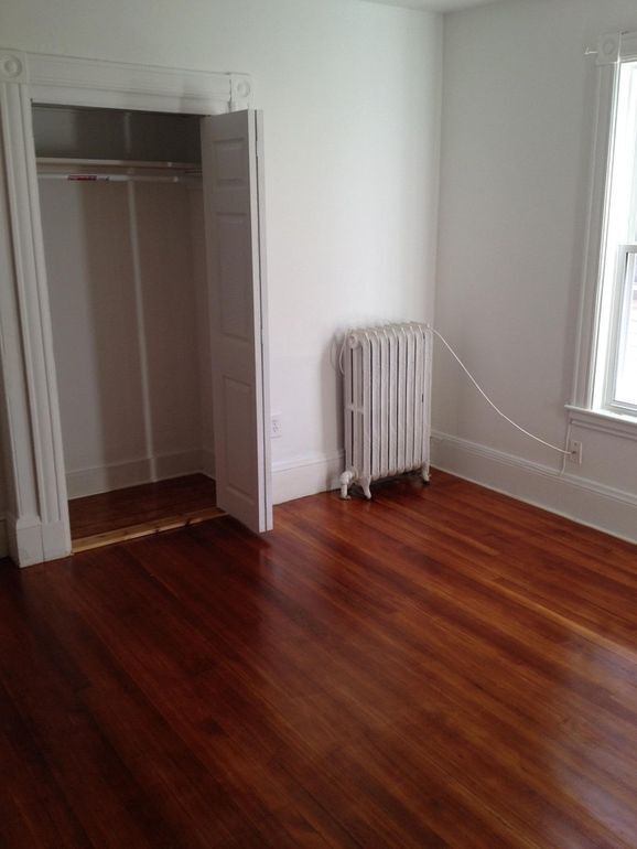 Building Photo - 77 Brook St