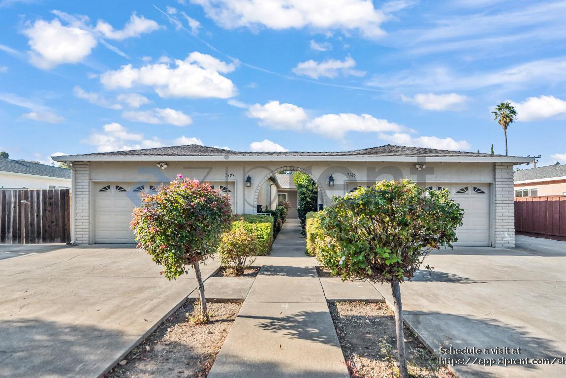 Foto del edificio - 3189 Country Dr