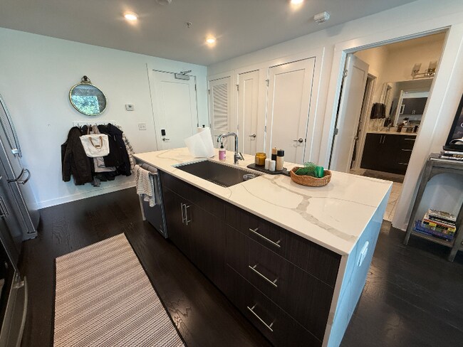 Foto del edificio - 3316 West End Cir