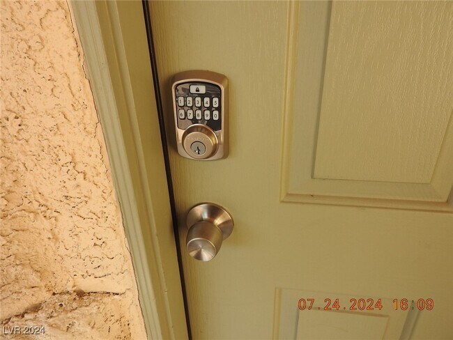 Foto del edificio - 218 Gladiator Sword Ct