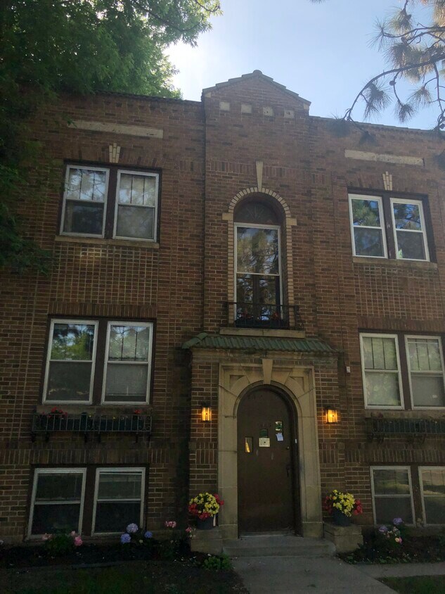 Primary Photo - 4546 Nicollet Ave