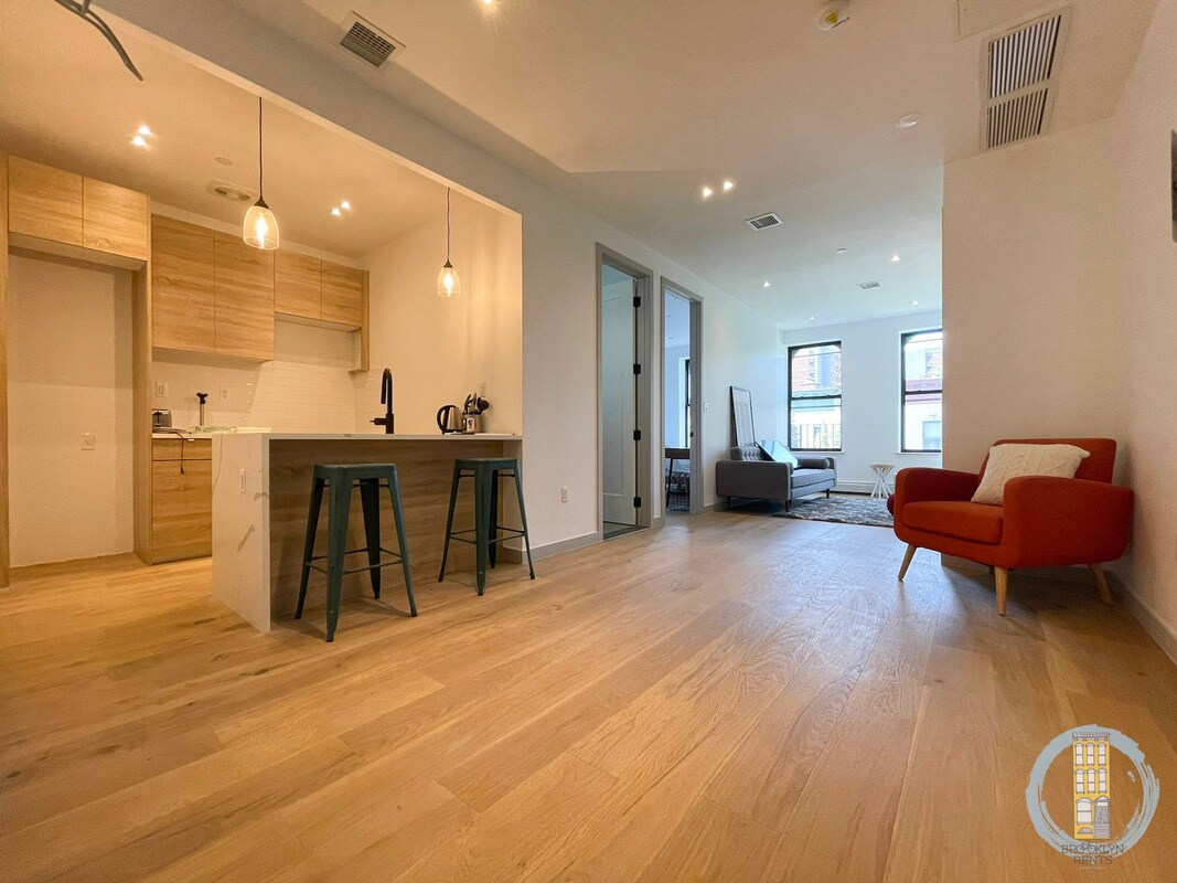 Foto principal - 750 Macdonough St