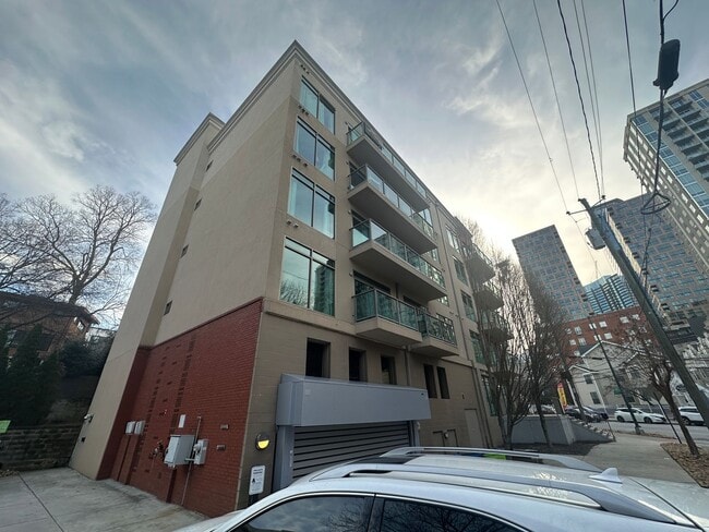 Building Photo - 01045 Piedmont Avenue