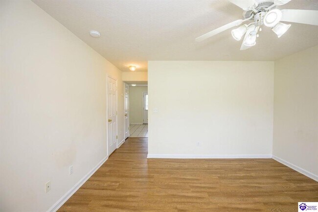 Building Photo - 1112 Northridge Dr