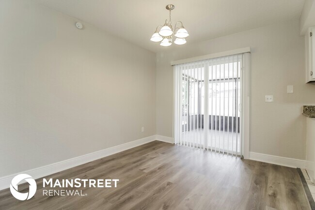 Foto del edificio - 1032 Pinder St