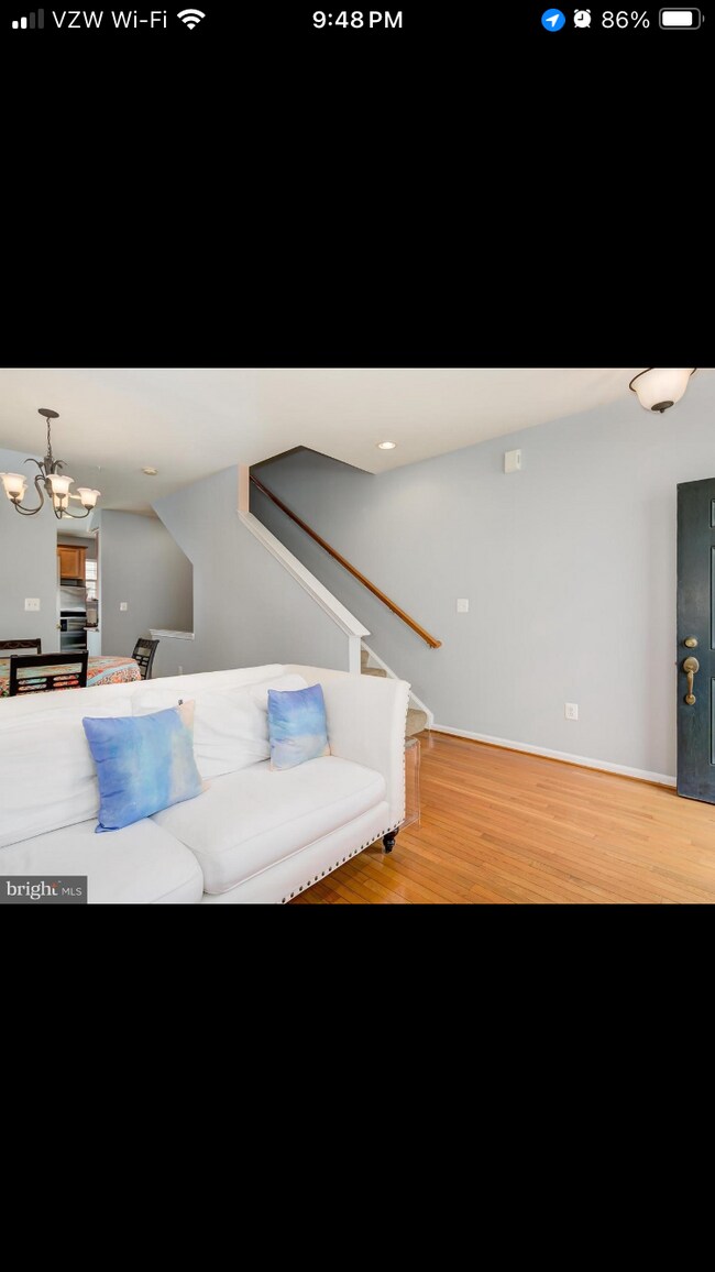 Foto del edificio - 37 Danbury St SW