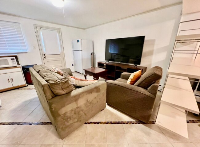 Foto del edificio - 9905 Ashburton Ln