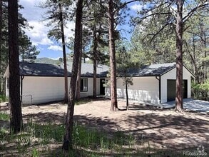 Building Photo - 14546 Pine View Rd